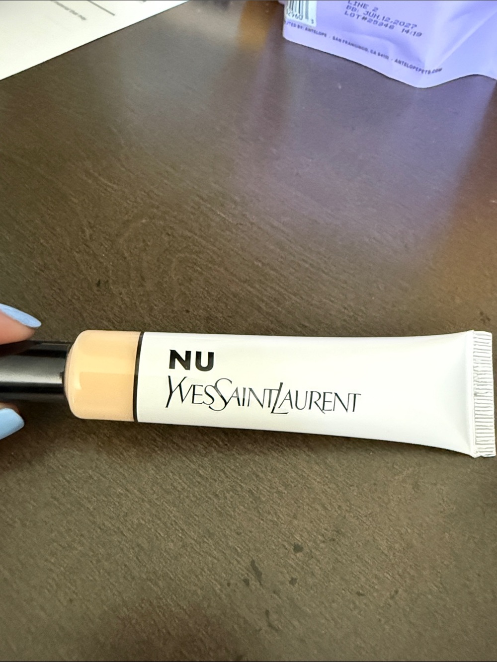 Yves Saint Laurent bare look tint - NU 2